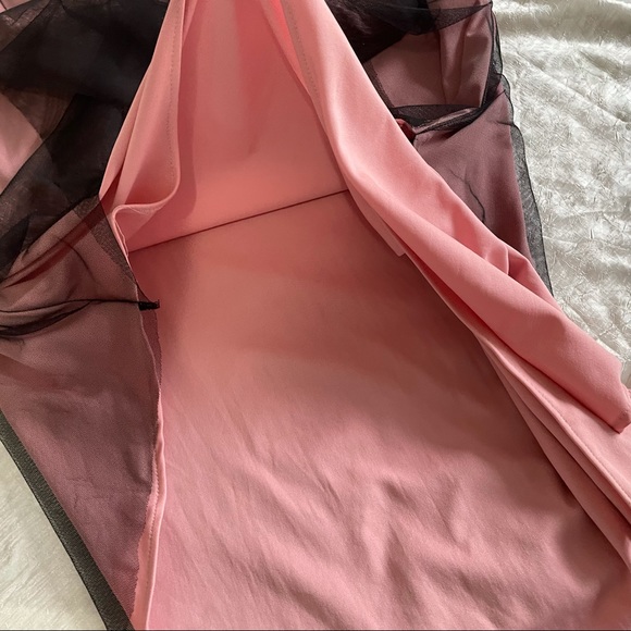 Pink and black one-shoulder asymmetrical formal dress with slit - Picture 7 of 15